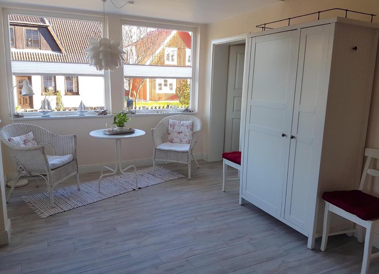Ferienwohnungen Im Haus Boree Prerow Exterior photo